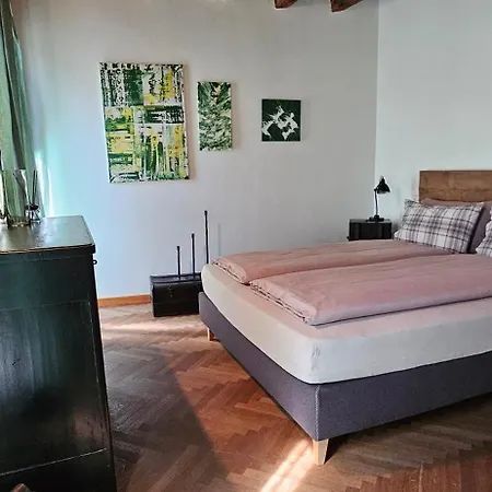 Appartement Lovely In *